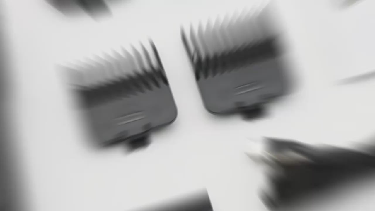 Afeita y corta pelos, preciso, suave y sin tirones. Cuenta con cuchilla de acero inoxidable